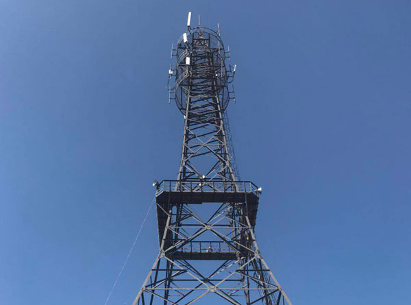 煙囪拆除施工中腳手架及施工平臺(tái)的搭建