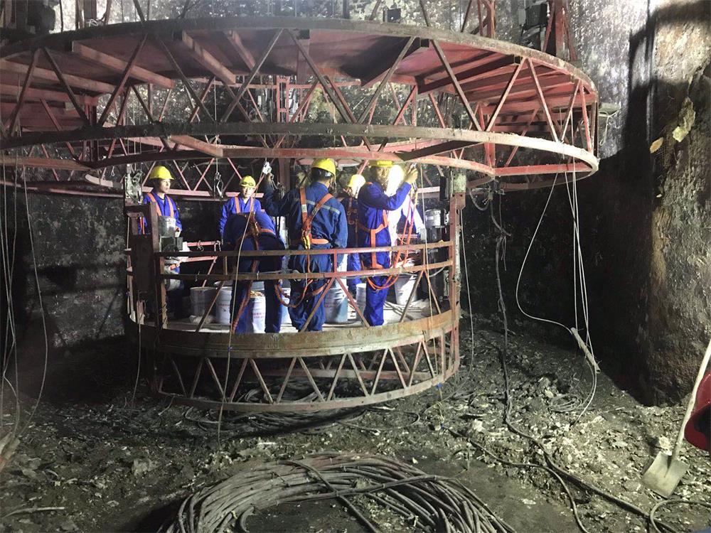 煙囪防腐裂紋的主要原因是什么？