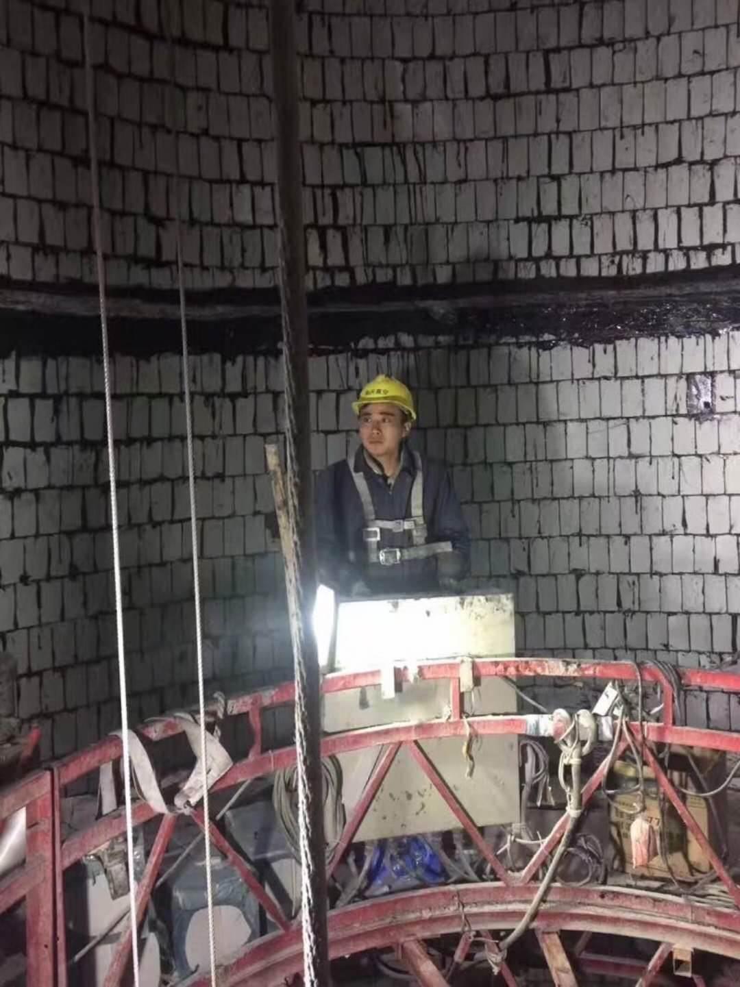 煙囪內(nèi)壁防腐